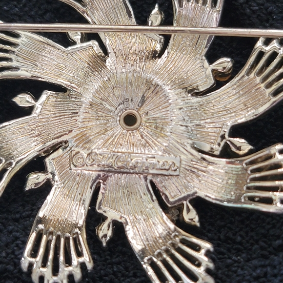 Ceil Chapman Signed Vintage Large Beautiful Flower Starburst Brooch Pin - Picture 6 of 6